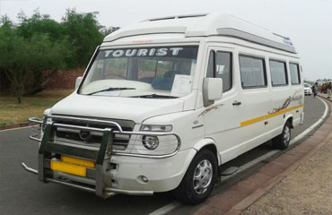 14 Seater Tempo Traveller